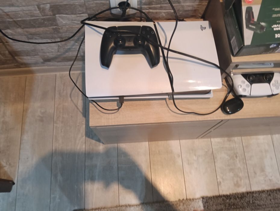 Playstation 5 2 джойстика бонус игра Fc26