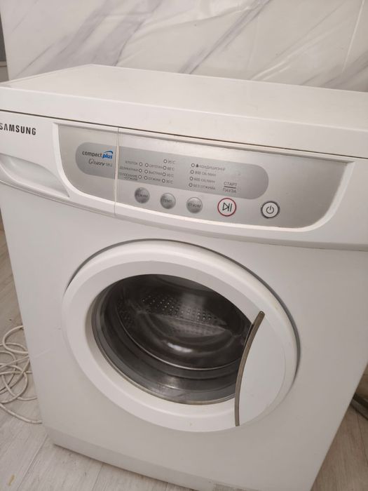 Продам стиральную машину