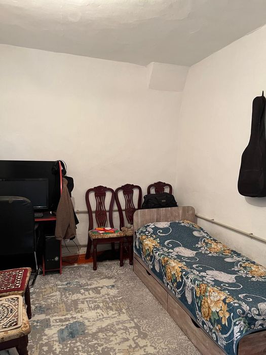 Продам дом в среднем состоянии