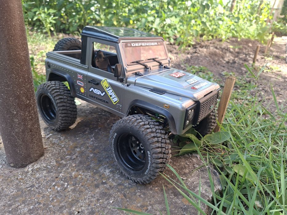 RC defender 1/12