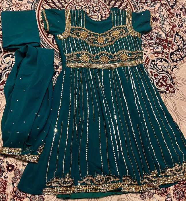 Индийские платье красивые новые