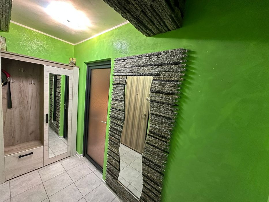 Închiriez apartament 2 camere Micro 19