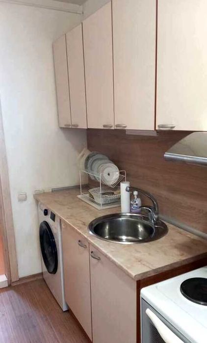 Дава се под наем Двустаен апартамент в Пловдив, Кючук Париж - 50 кв.м за 250 € - Снимка #1