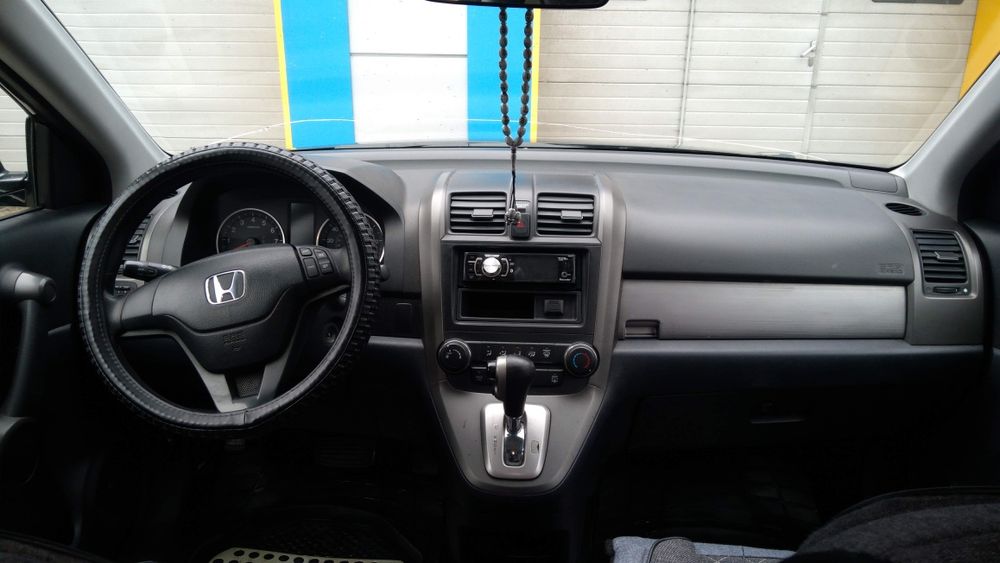 Машина Honda CRV