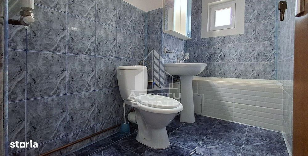 Apartament 3 camere,decomandat, nemobilat, Confectii