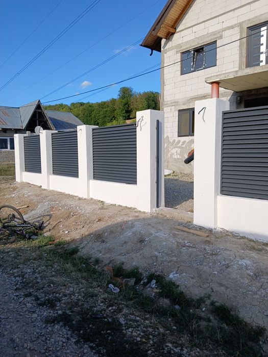 Garduri model zaluzea