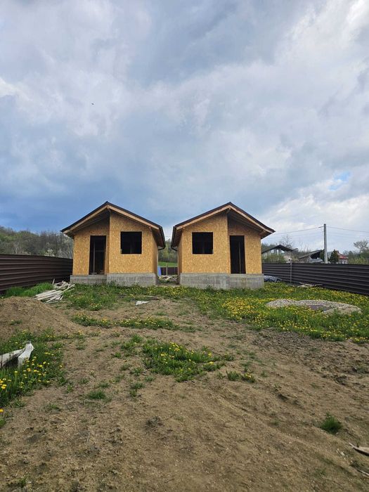 Teren + Casute (schimb cu Apartament in Targoviste) - la 8km de Targoviste