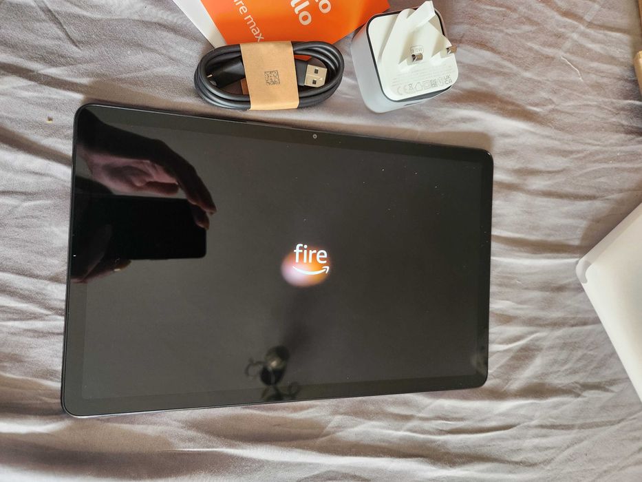 Таблети Amazon Fire MAX 11