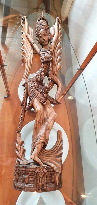 Антикварная статуэтка 80см