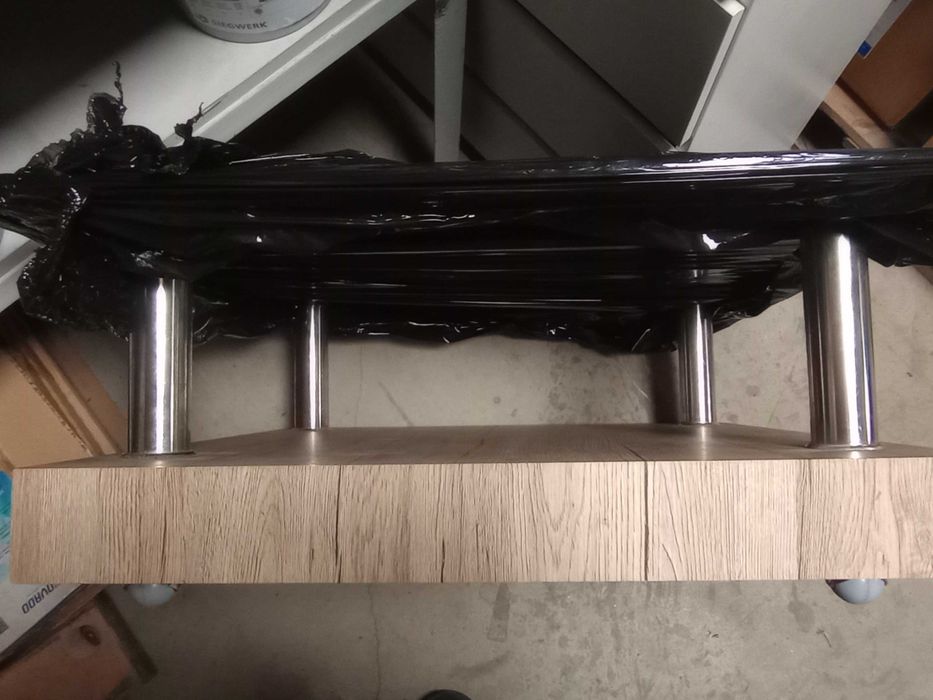 холна масичка на колела