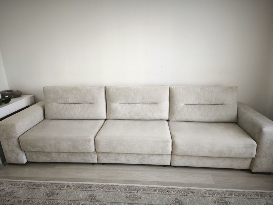 Продается диван 3 метровая