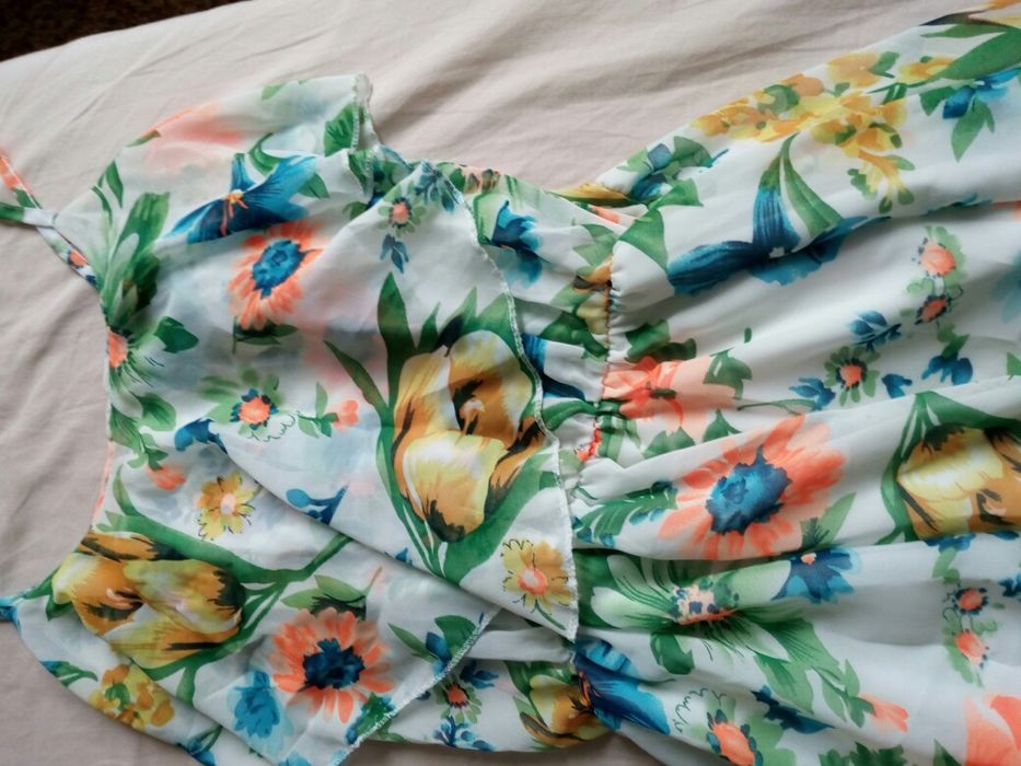 Красиви рокли 5 модела