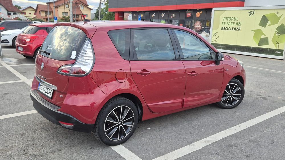 RENAULT Scenic 2012 — imagine 4