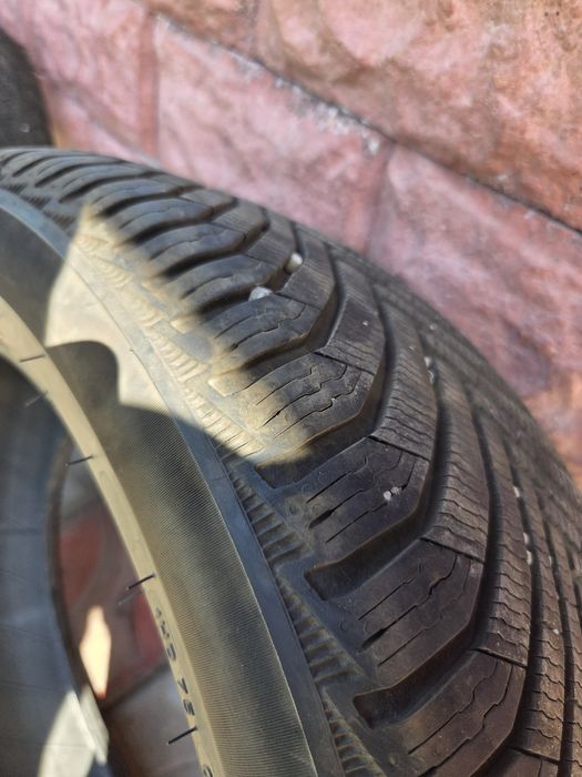 ANVELOPE MICHELIN ALPIN 7 205/50/R17
✔️ DOT 2524
✔️ Rulate doar aproximativ 5000 km