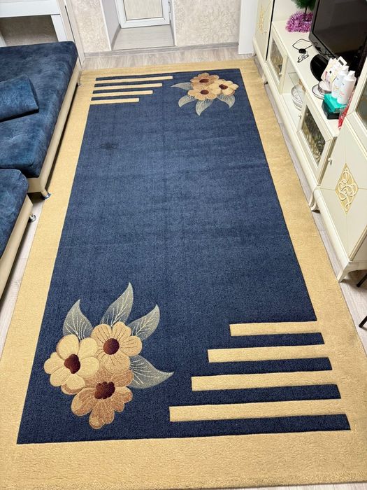 Продам шерстяной ковер