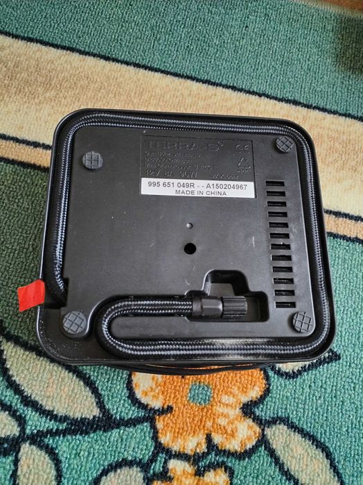 Чисто нови оригинални компресори за помпане+пяна Ford 120W фуния,калъф