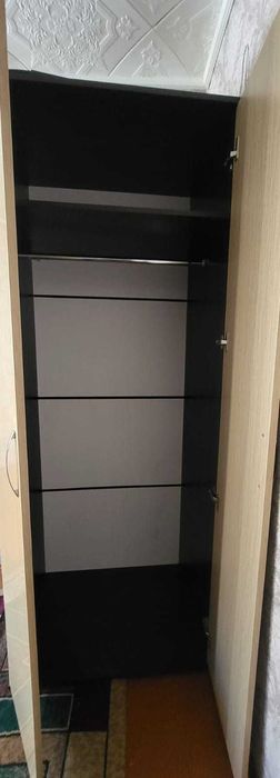 Продам шкаф в хорошем состоянии