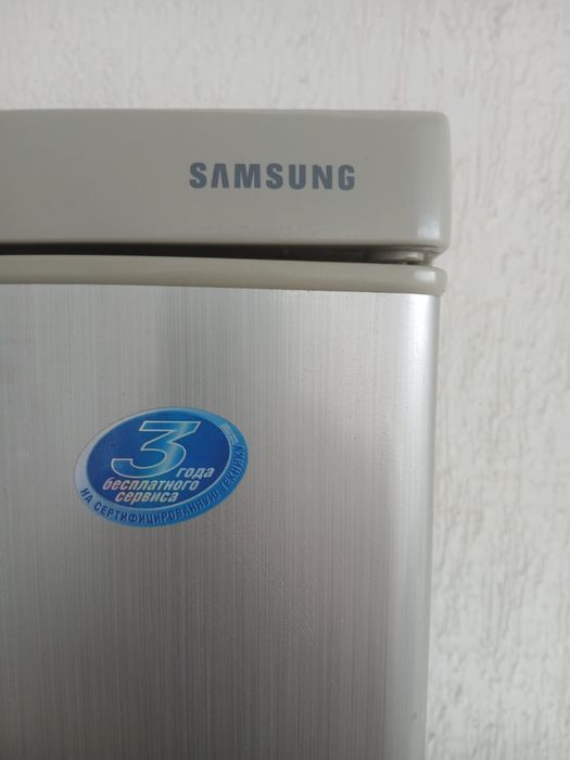 Холодильник SAMSUNG