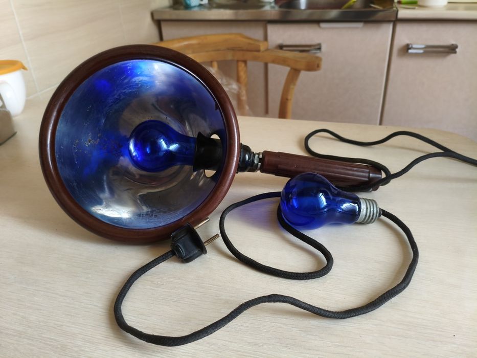 Синяя лампа для прогревания