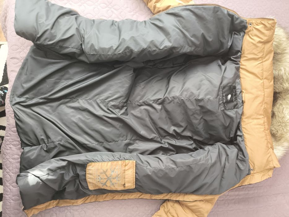 Geaca Zara puf și pene L