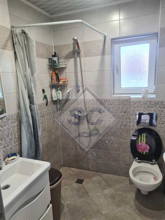 продавам къща в Бяла