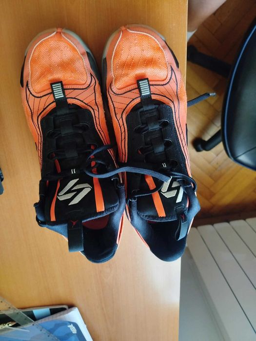 Маратонки Nike Luka 2 45 номер