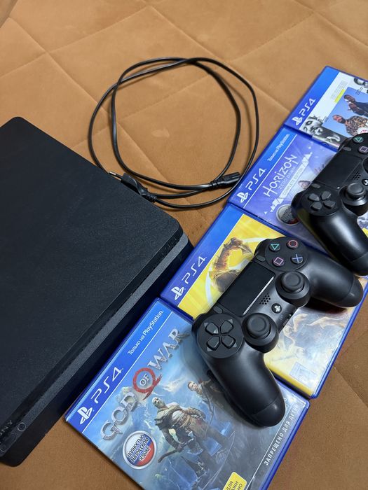Продам ps 4 б/у