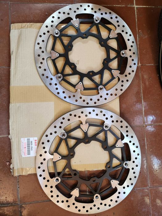 Дискове спирачни 320мм  Brembo Suzuki GSXR  59210-17k01