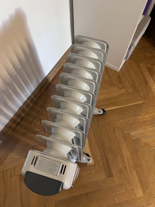 Calorifer electric Myria 2500W, 11 elemenți