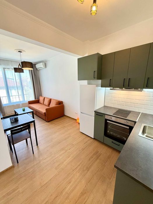 Дава се под наем Тристаен апартамент в София, Център - 75 кв.м за 765 € - Снимка #11