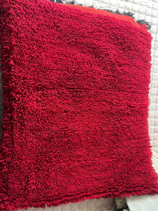 Ръчно тъкани одеяла, китеници и черга