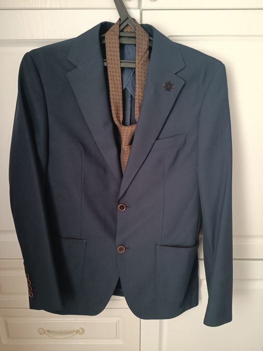 Продам  подростковые куртки