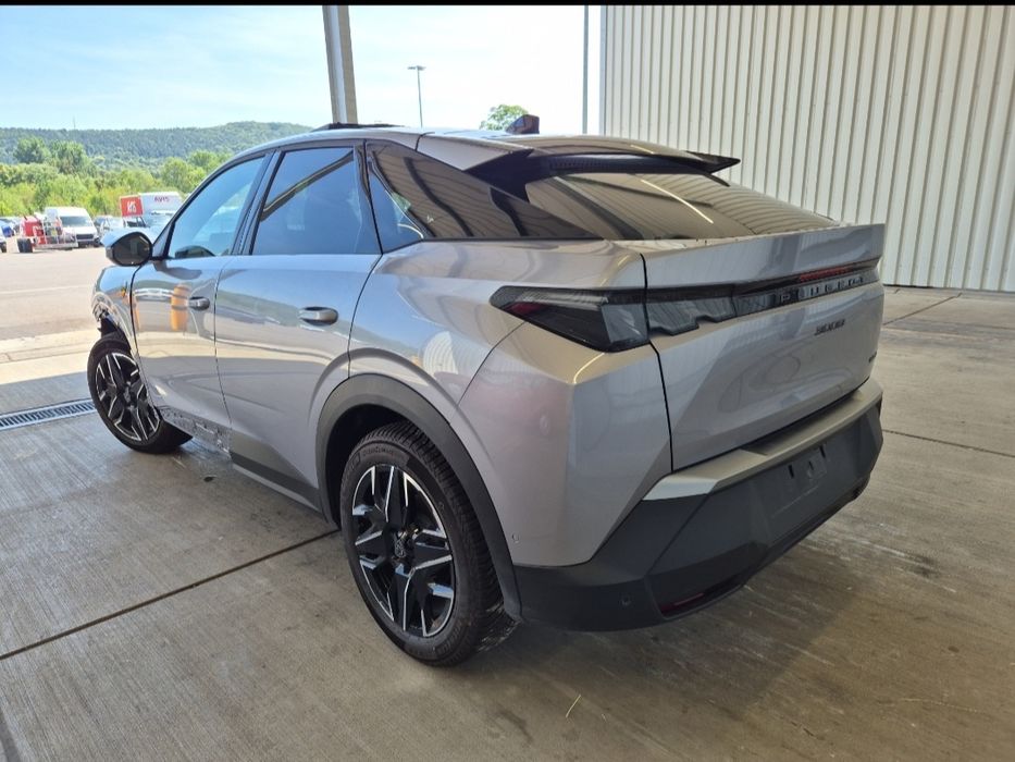 Peugeot 3008 2026 на части!!!