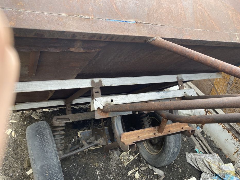 продам прицеп срочно