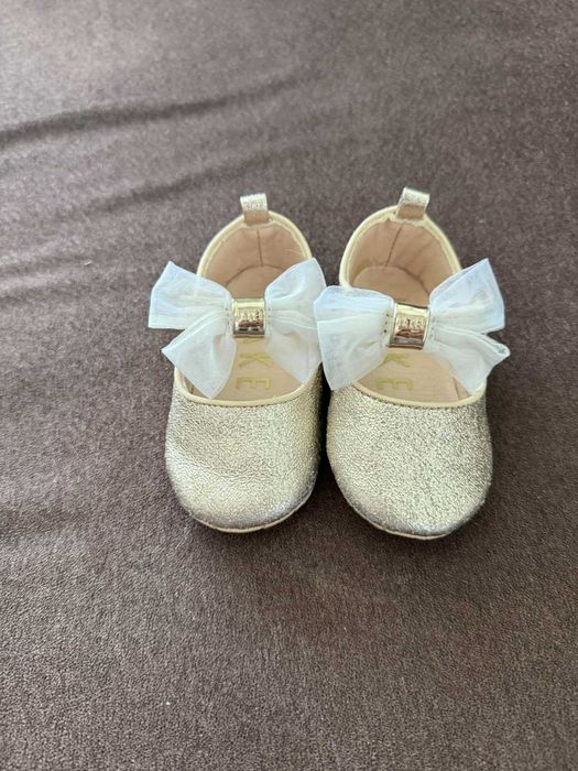 Златни пантофки с панделка Ted Baker