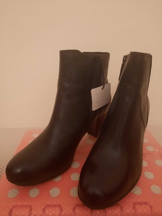 Botine Tamaris, cu eticheta