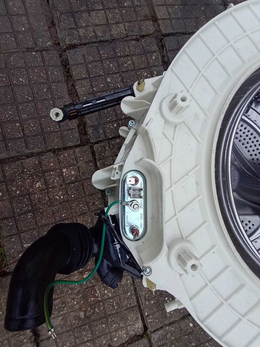 Продавам пералня  Daewoo DWD-8031 на части