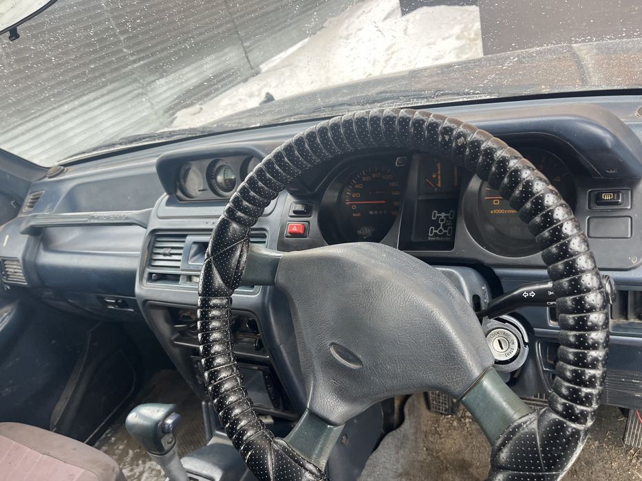 Митсубиси Паджеро 2