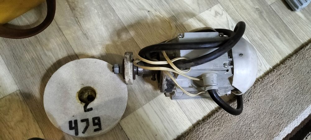 Двигатель асинхронный