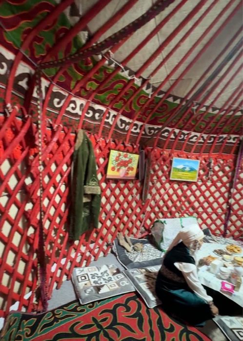 6 қанатты киіз үй сатылады