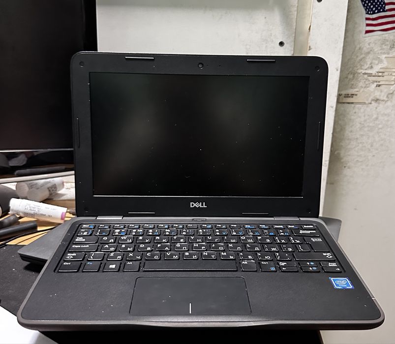 Продам ноутбук Latitude 3190