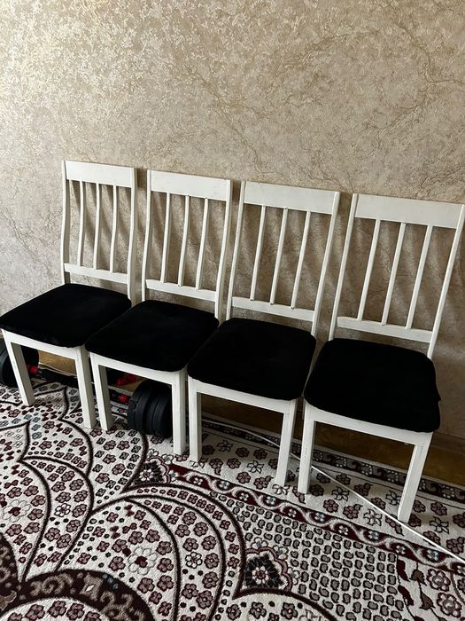 Продам стулья бу