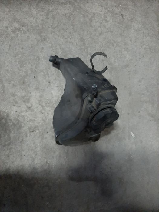 Vas expansiune bmw e90/e91/e92/e93.