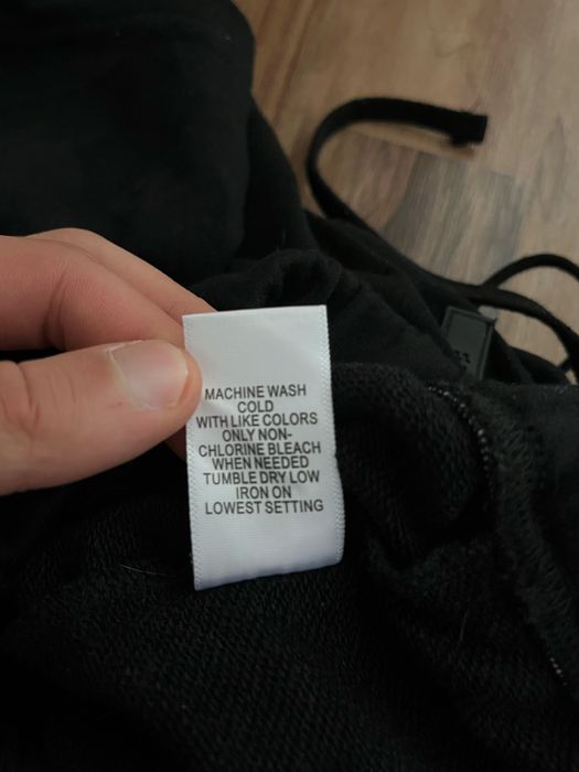 Pantaloni essential scurti barbati
