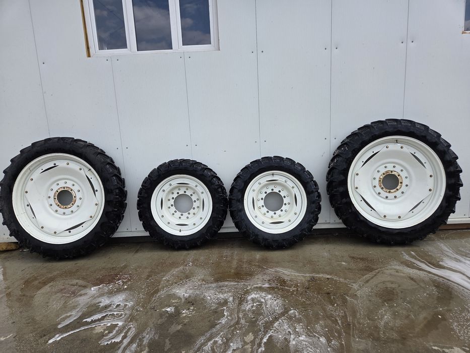 Roti inguste Tehnologice Tractor John Deere seria 6010