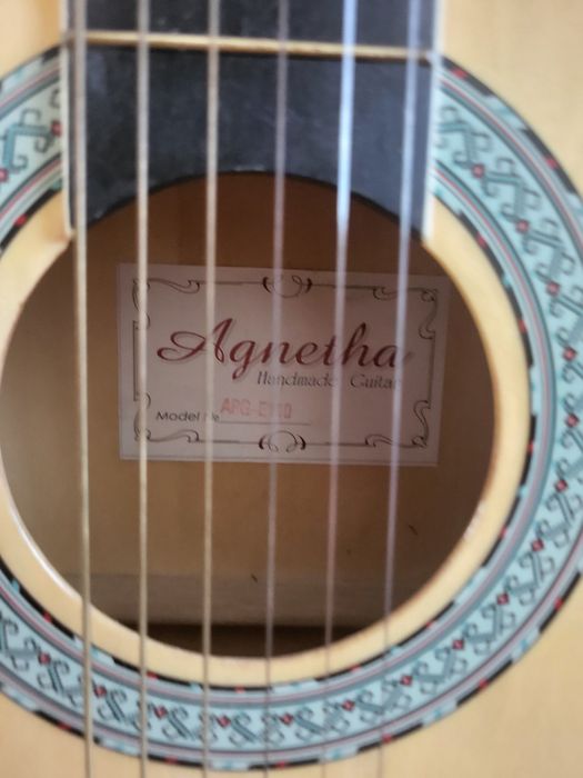 Акустическая гитара Agnetha