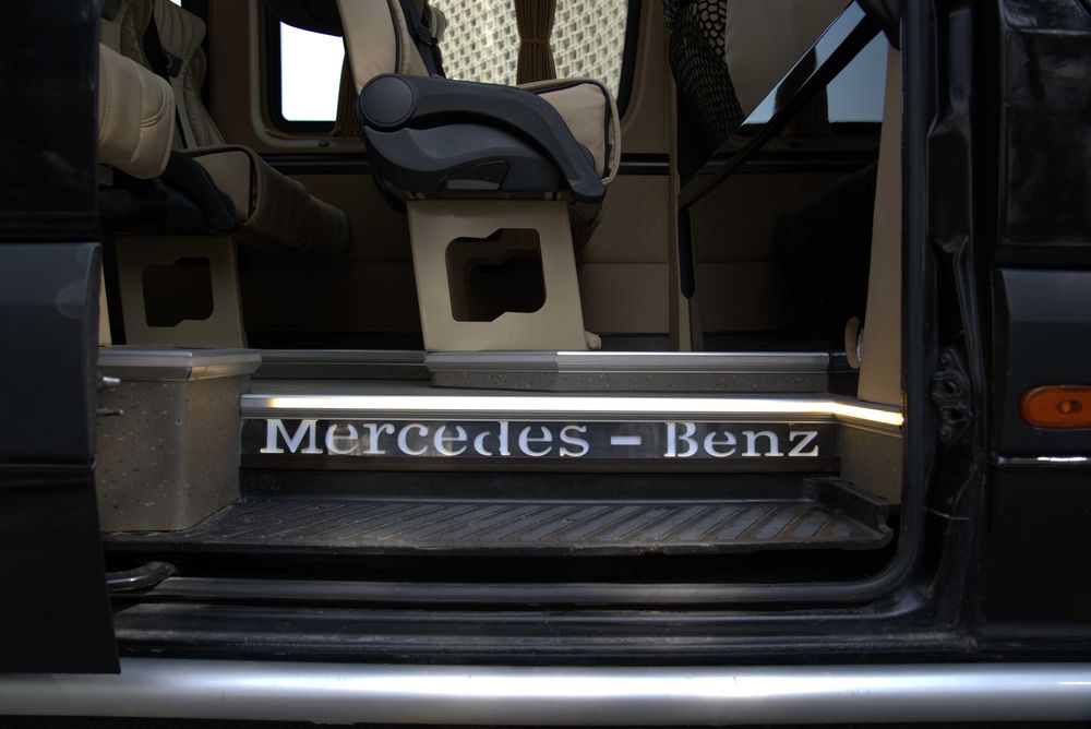 Встреча делегаций на 16, 18 и 20 местных Mercedes Sprinter ах