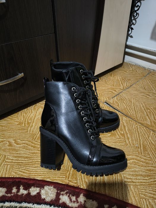 Botine îmblănite mărime 36