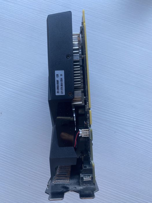 Zotac gaming gtx 1050 ti 4 GB gddr5