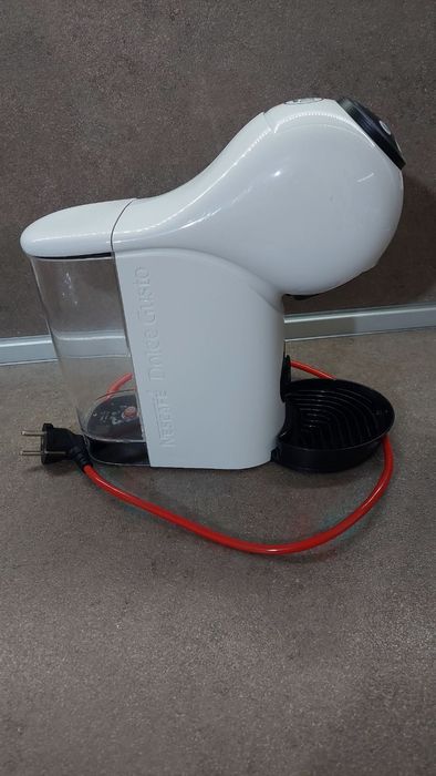 Кафе машина  nescafe dolche gusto krups